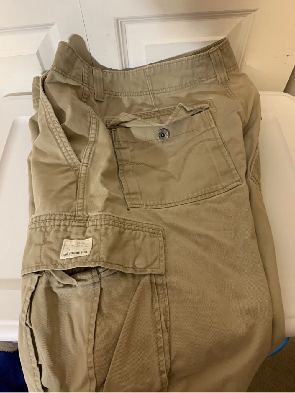Levis Shorts Mens Sz 34 Cream‎ Beige Slash & Flap Pockets Cargo Pants Activewear